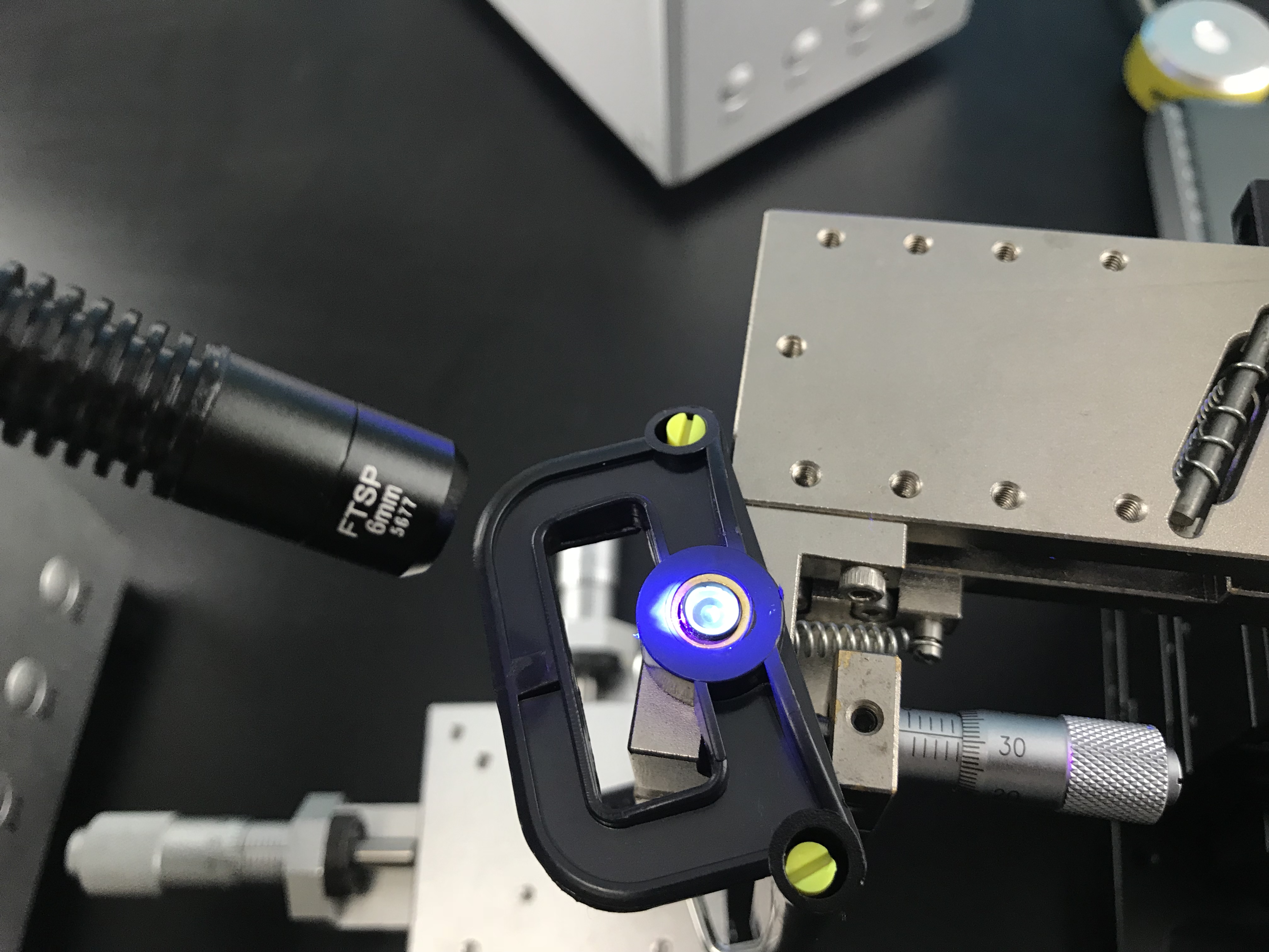 【UV膠水】的折射率是什么？不同的折射率該如何選擇？